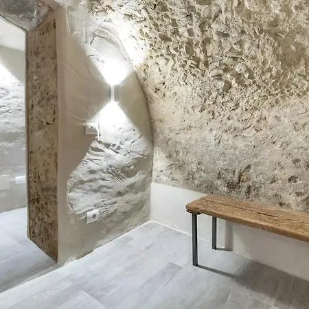 Michelangelo Modern Loft *